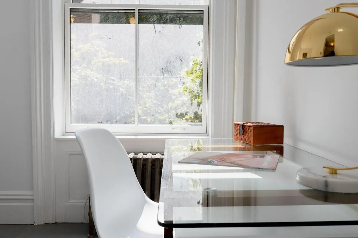 E10-2 Designer East Village Townhouse 1Br New York United States
