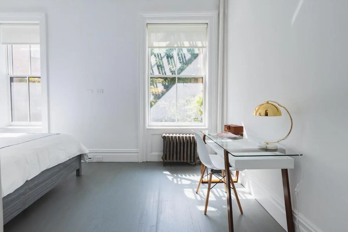 Apartment E10-2 Designer East Village Townhouse 1Br New York